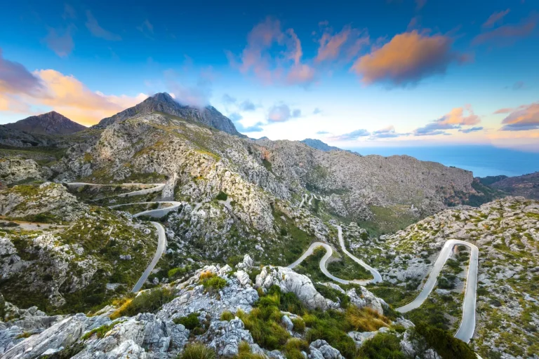 Den berømte vej Sa Calobra i Maloorca, De Baleariske Øer, Spanien